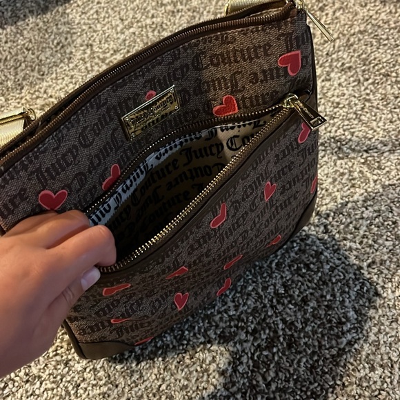 juicy couture crossbody medium sized - Picture 4 of 4